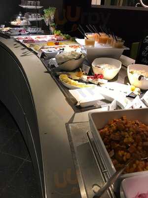 5th Avenue Restaurant