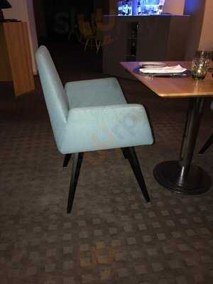 5th Avenue Restaurant