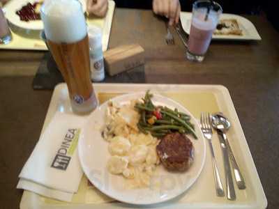 Dinea Restaurant & Café