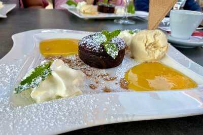 Fischereihafen Restaurant & Fischereihafen Lloyd´s