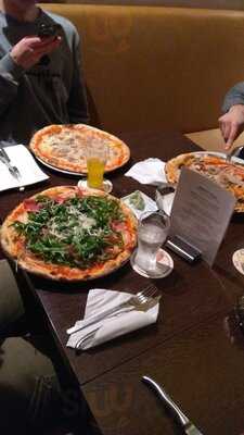 Steinofen Pizzeria Del Bajazzo