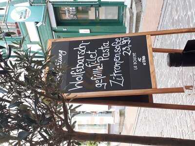 La Bouche Bistro & Bar Et El Pato