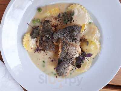 La Bouche Bistro & Bar Et El Pato