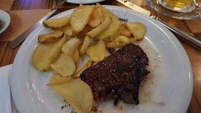 Borowski Café, Bar Und Restaurant