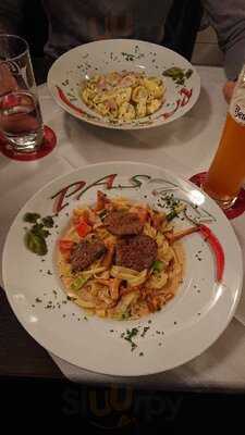 Landungsbrücken & Kaisergarten