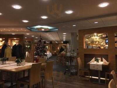 Restaurant & Bar Hexagon