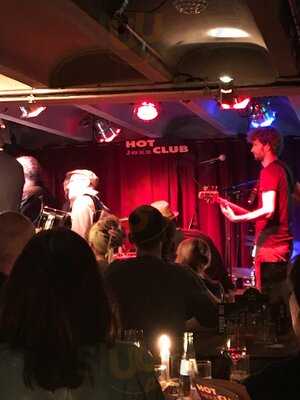 Hot Jazz Club