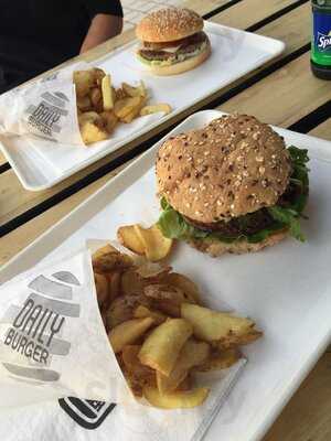 Daily Burger