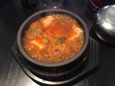 Kumsujung Sushi & Korean Food