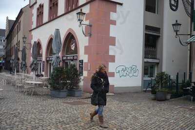 Café Kornhaus At Münsterplatz