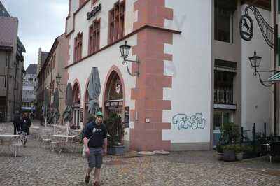 Café Kornhaus At Münsterplatz