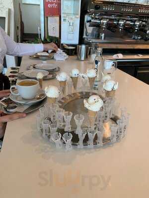 Eiscafe La Luna