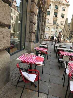 Don Camillo & Peppone