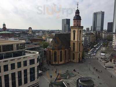 Dinea Restaurant & Café