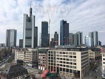 Dinea Restaurant & Café