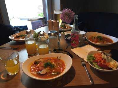 Gretchens Restaurant & Cafe