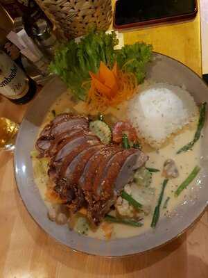 Nón Café Et Cuisine