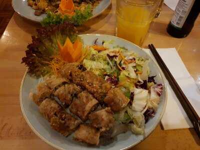 Nón Café Et Cuisine