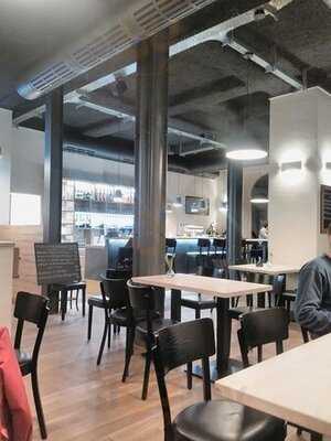 Johann Restaurant Und Cafe