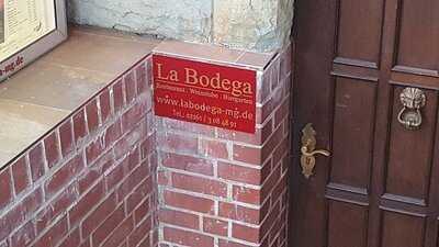 La Bodega Restaurant