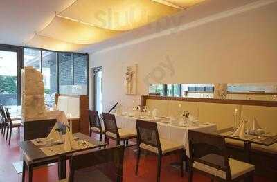 Campus Restaurant & Bistro