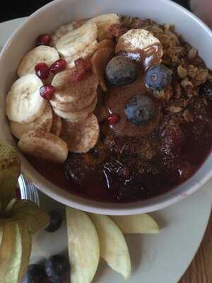 Fama - Café & Bücher