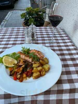 Incontro Trattoria & Pizzeria