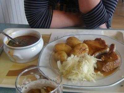 Dinea Restaurant & Café