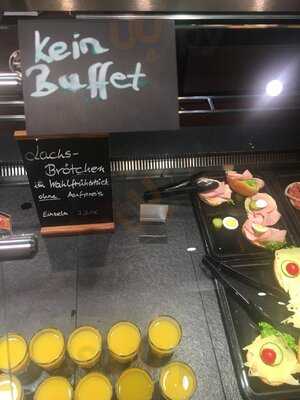 Dinea Restaurant & Café