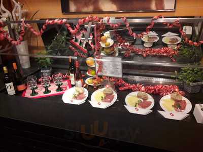 Dinea Restaurant & Café