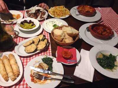 Ouzeri - Die Griechische Botschaft