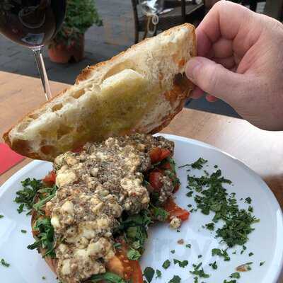 Sonja’s | Atmosphäre – Essen & Trinken – Musik