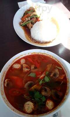 Food Rockers American Thai