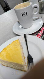 Olsson Cafe & Bakery