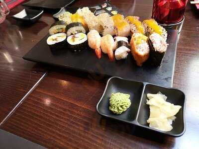 Okinii Sushi & Grill