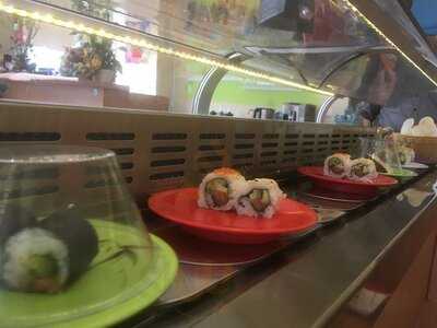 Mitoshi Running Sushi