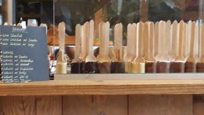 Didi's Chocolate & Coffee