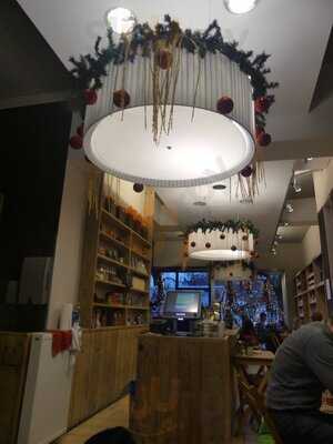 Didi's Chocolate & Coffee