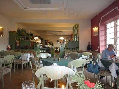 Cafe Restaurant Babette