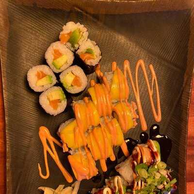 Kyodaina Poke & Sushi