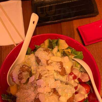 Kyodaina Poke & Sushi