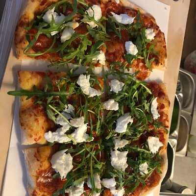 Zum Zweischneidigen Pferd