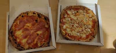 Pizzeria Teatro Gaststätte