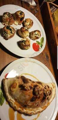 Toms Pizza Pasta & Salads