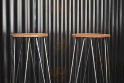 Amigos Backstage Bar & Café