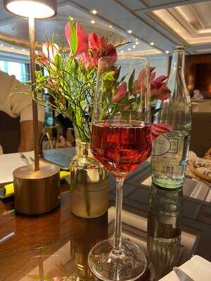 Bar & Smoking Lounge Im Breidenbacher Hof