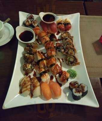 Dodo Asia Wok & Sushi Bar