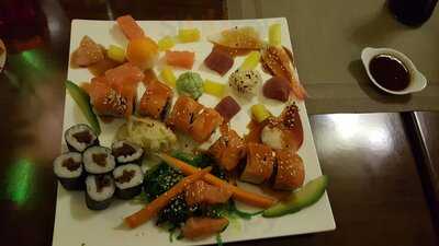 Dodo Asia Wok & Sushi Bar