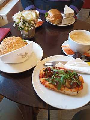 Zander Bäckerei & Cafés