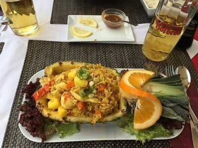 Thai-restaurant Sushi & Wok